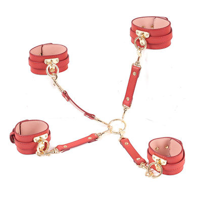 Esclavage de taille ajustable de fétiche de sexe de SM érotique sous le lit pour des manchettes de cheville de poignets