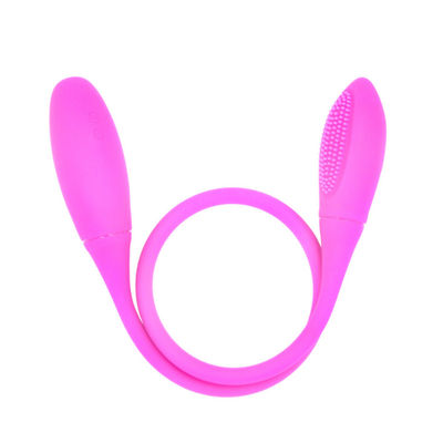 Les jouets à télécommande sans fil de sexe de LGBT conjuguent le godemiché fini 60mm